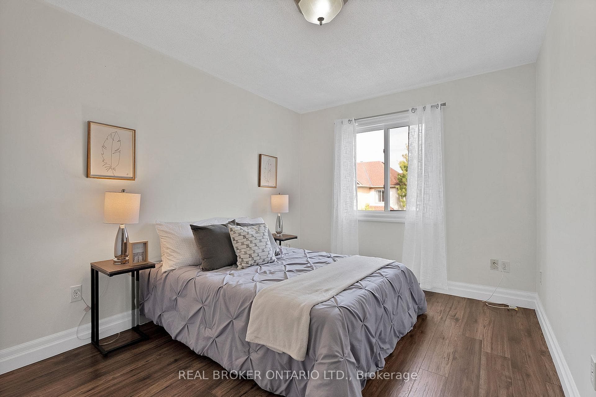 2940 Headon Forest Drive Unit 33 photo 28
