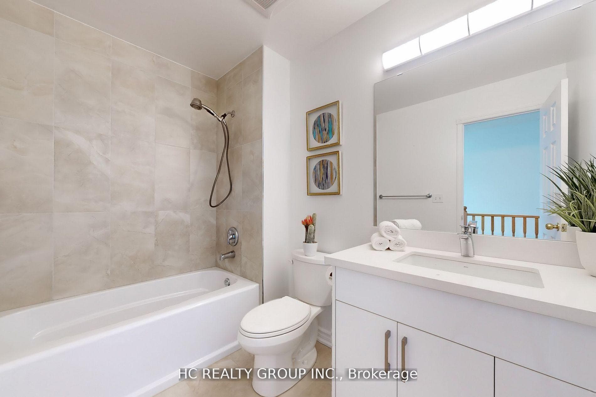 8 Beaumaris Crescent photo 17