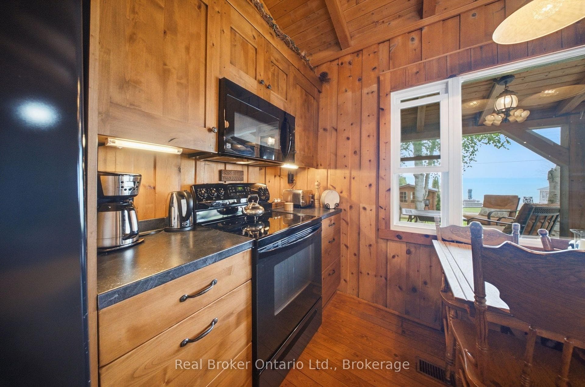 111 Wilson Drive photo 13
