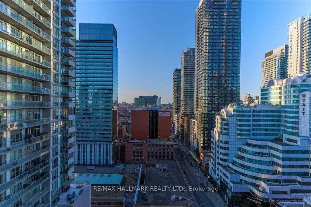 88 Blue Jays Way Unit 2201 photo 2