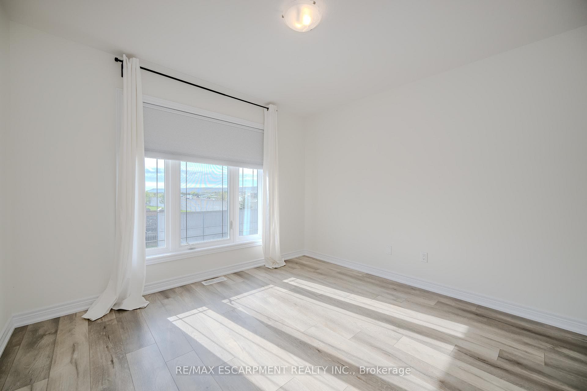 11 Rachel Drive photo 24