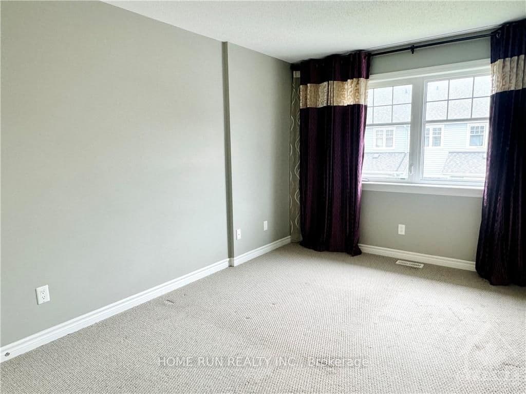 424 GERRY LALONDE Drive photo 20