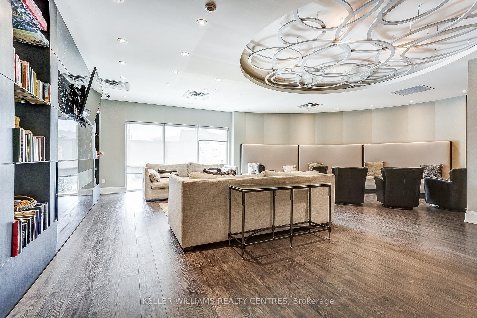 15277 Yonge Street Unit 317 photo 31