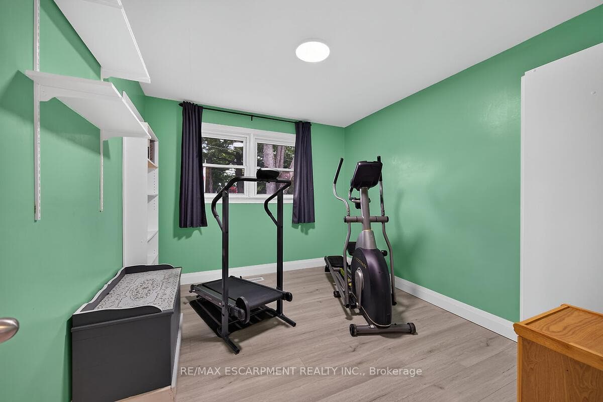 7344 Dickenson Road photo 23