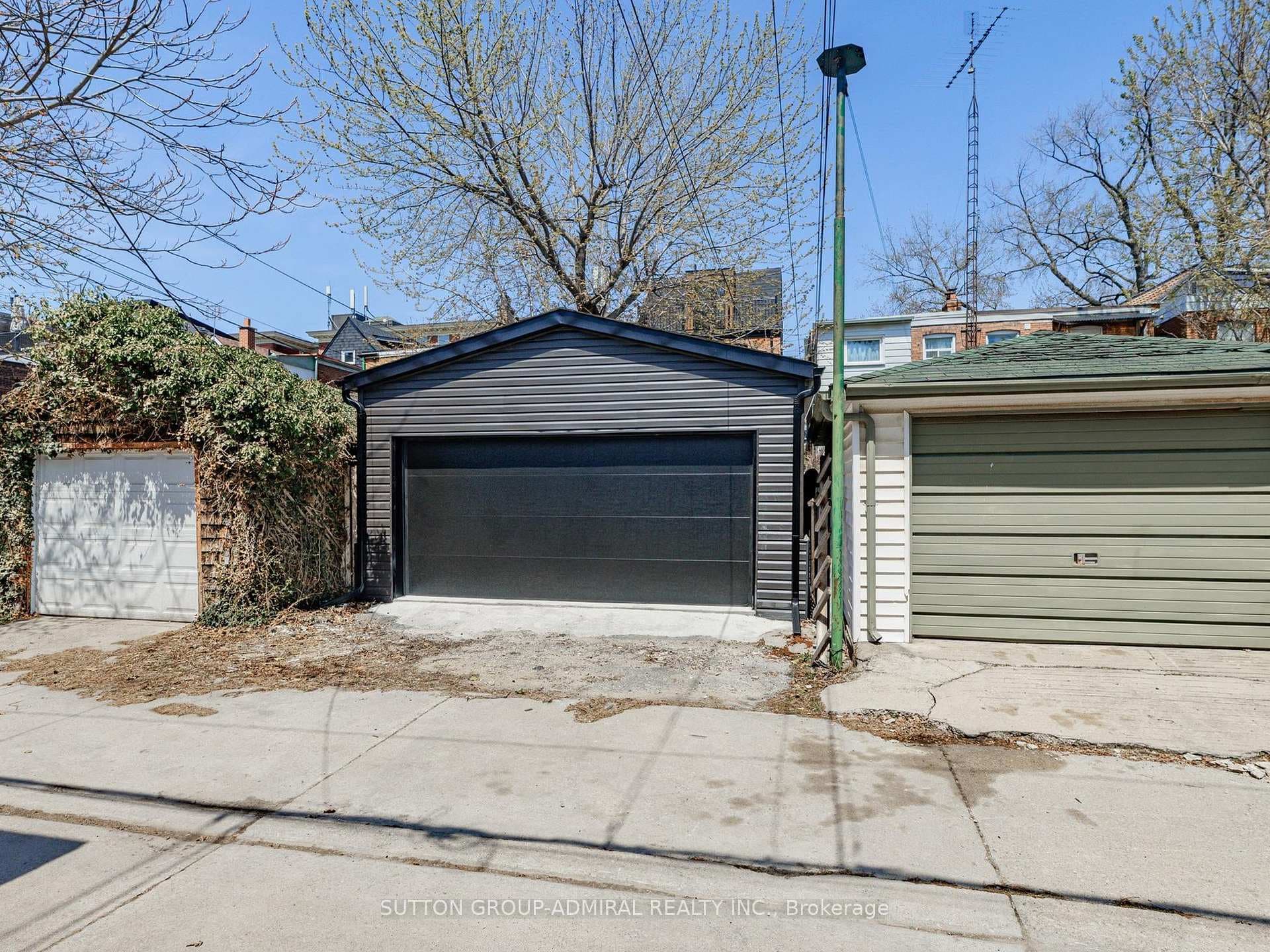 109 Fermanagh Avenue photo 33