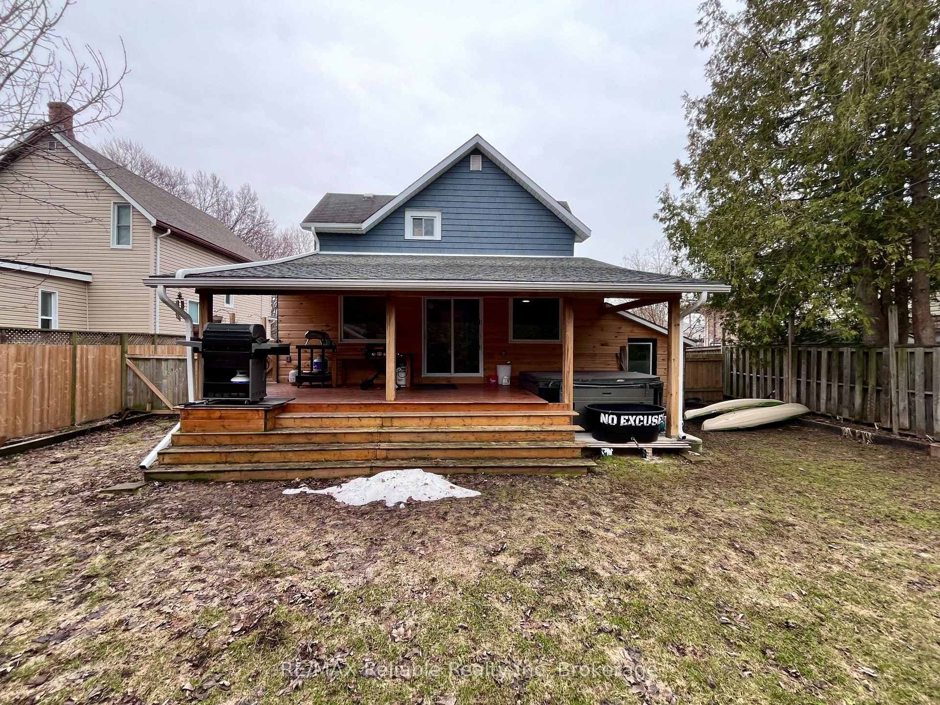 121 Brock Street photo 32