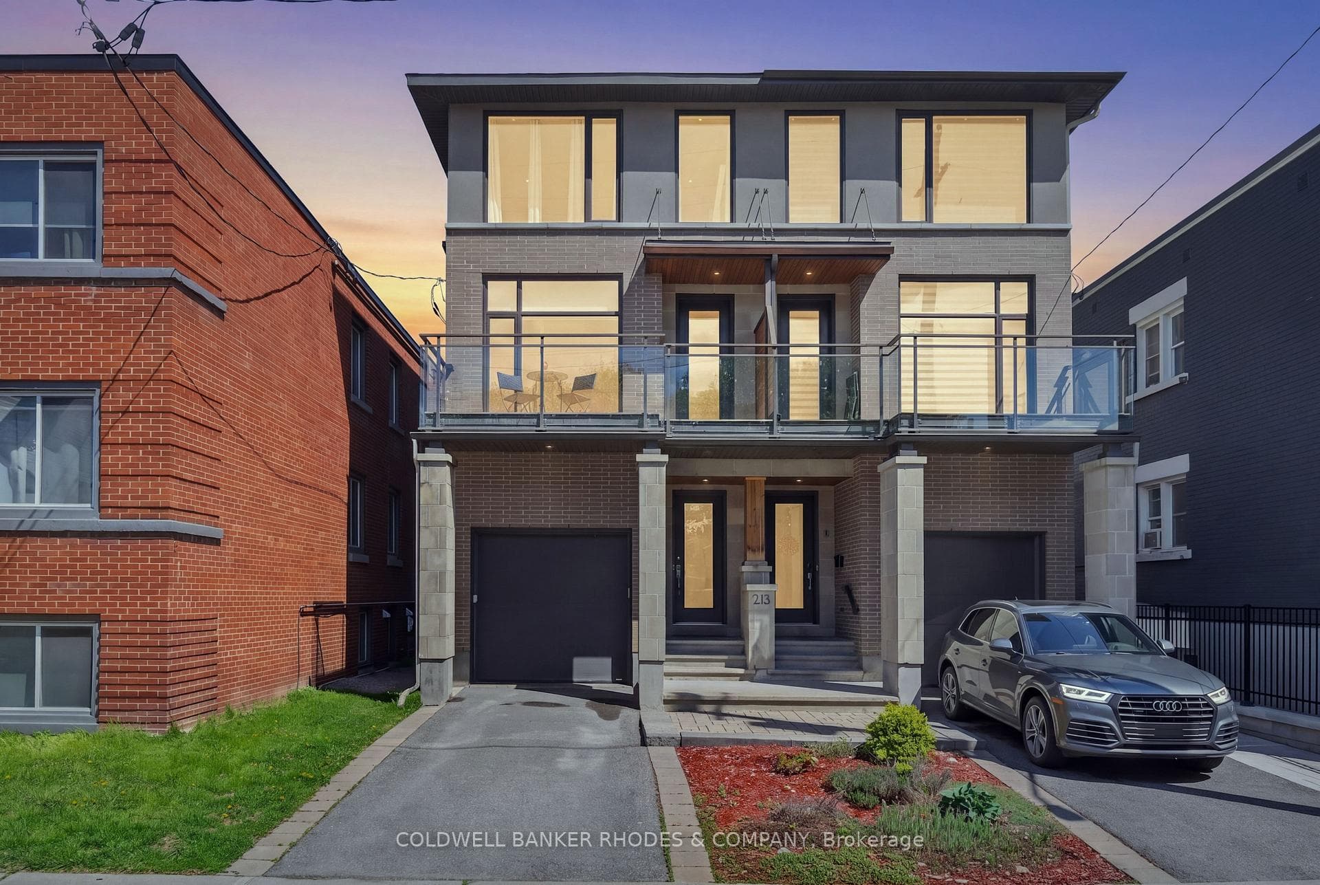 213 Ivy Crescent Unit A photo 1