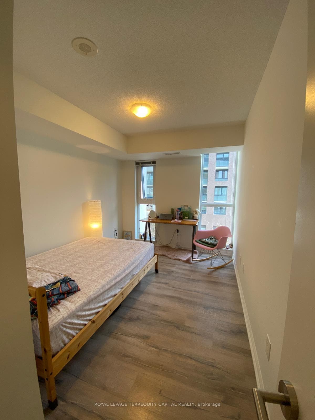 400 Adelaide Street Unit 504 photo 11