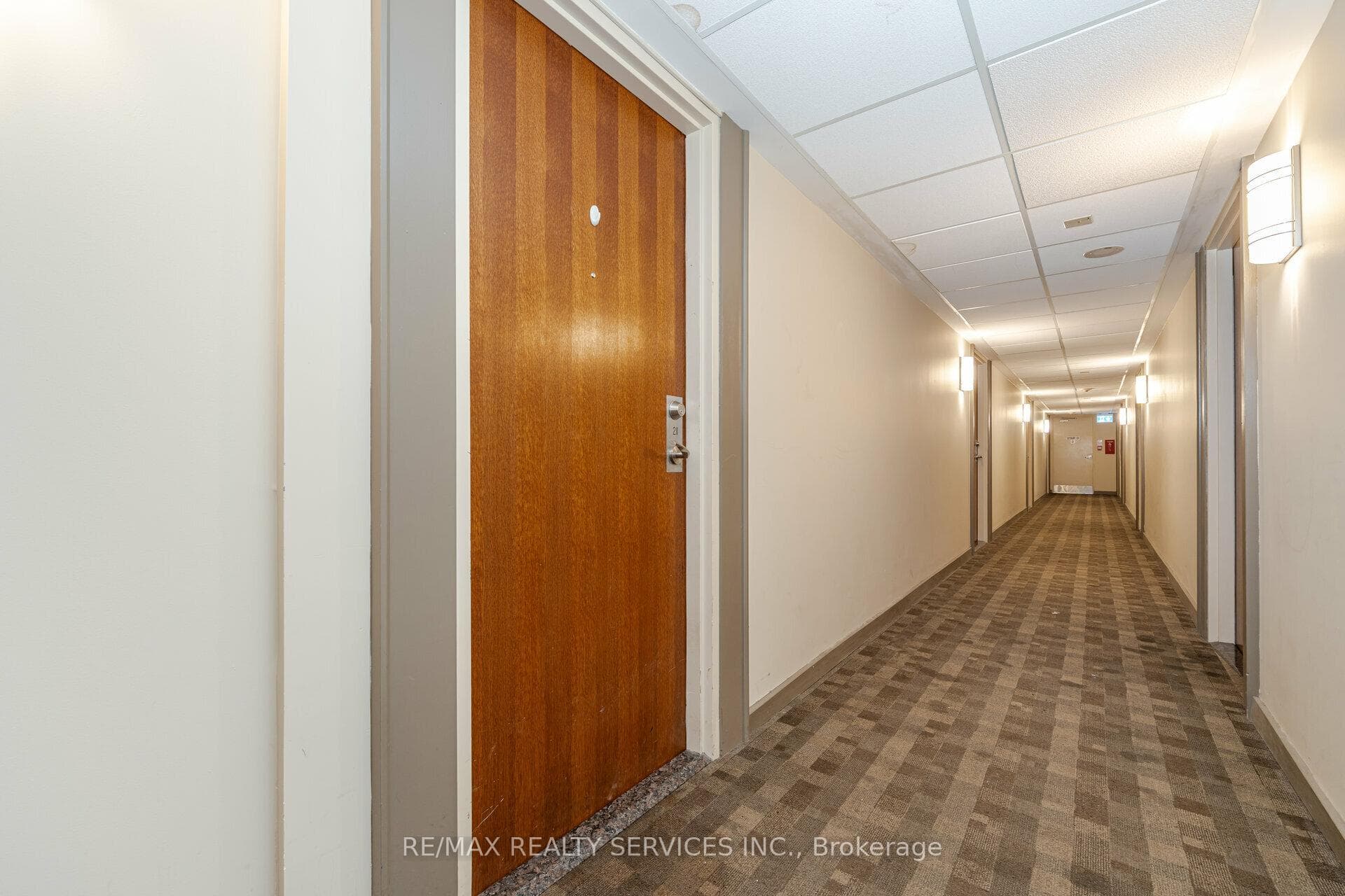 215 Queen Street Unit 211 photo 6