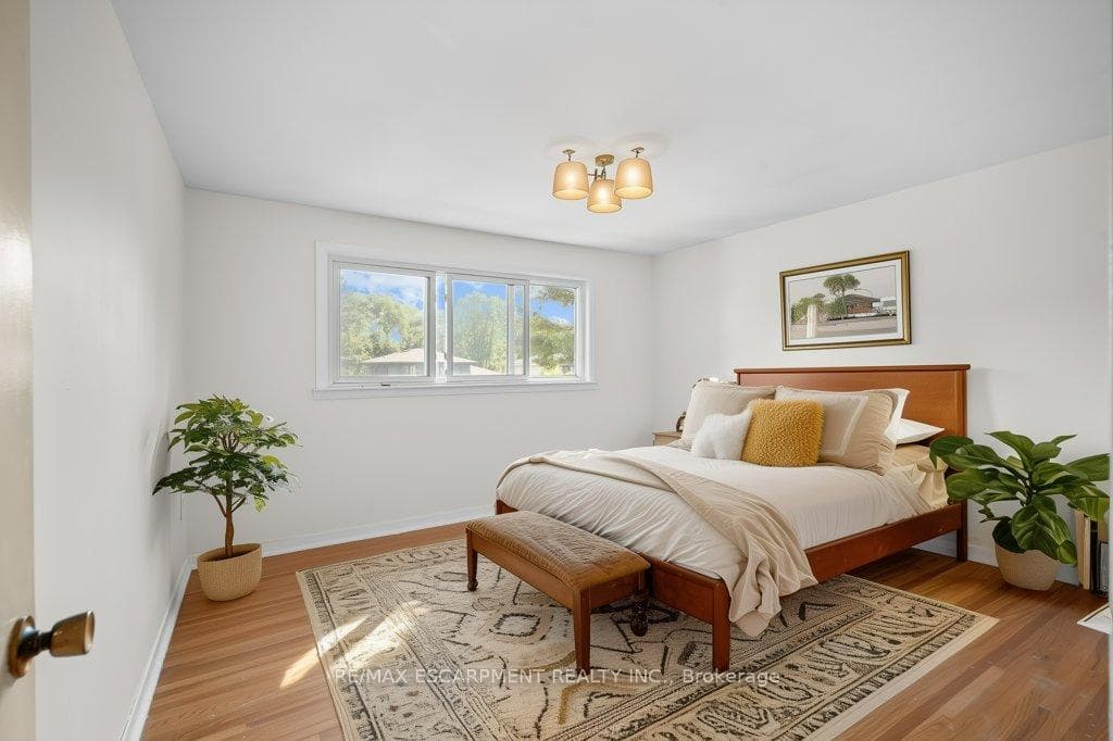 5375 Riverside Drive photo 22