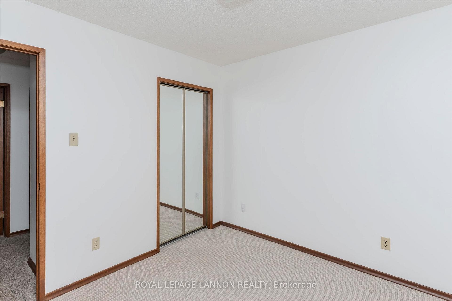 224 Anten Street photo 24