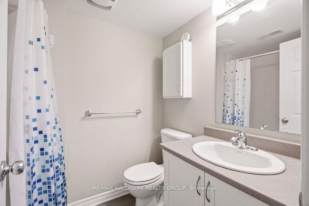 1124 Klondike Road Unit C photo 24