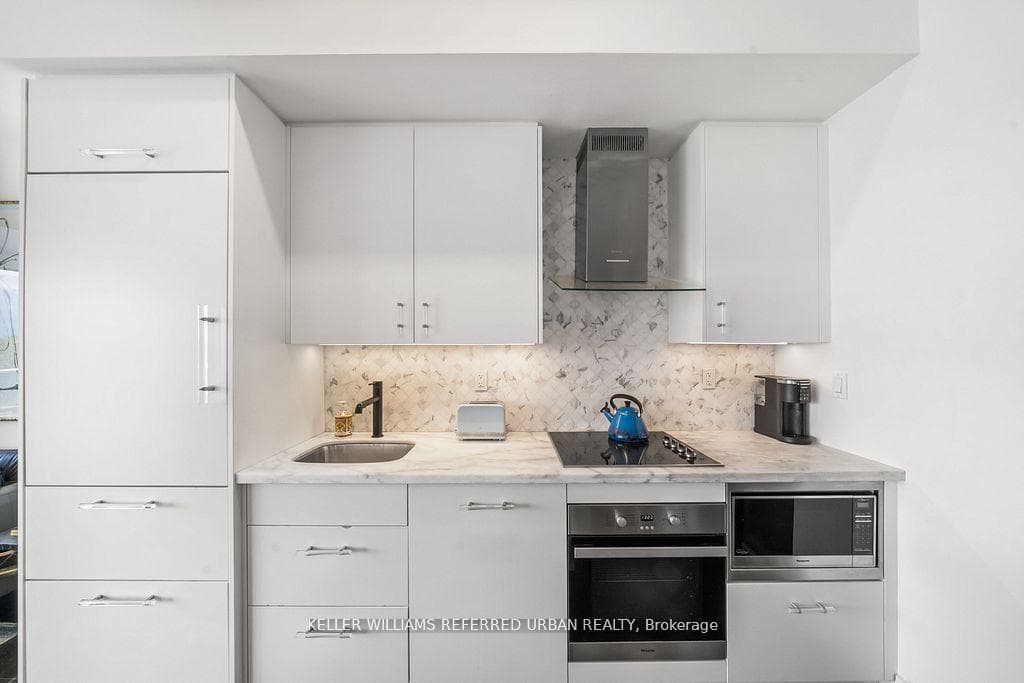 3018 Yonge Street Unit 1015 photo 10
