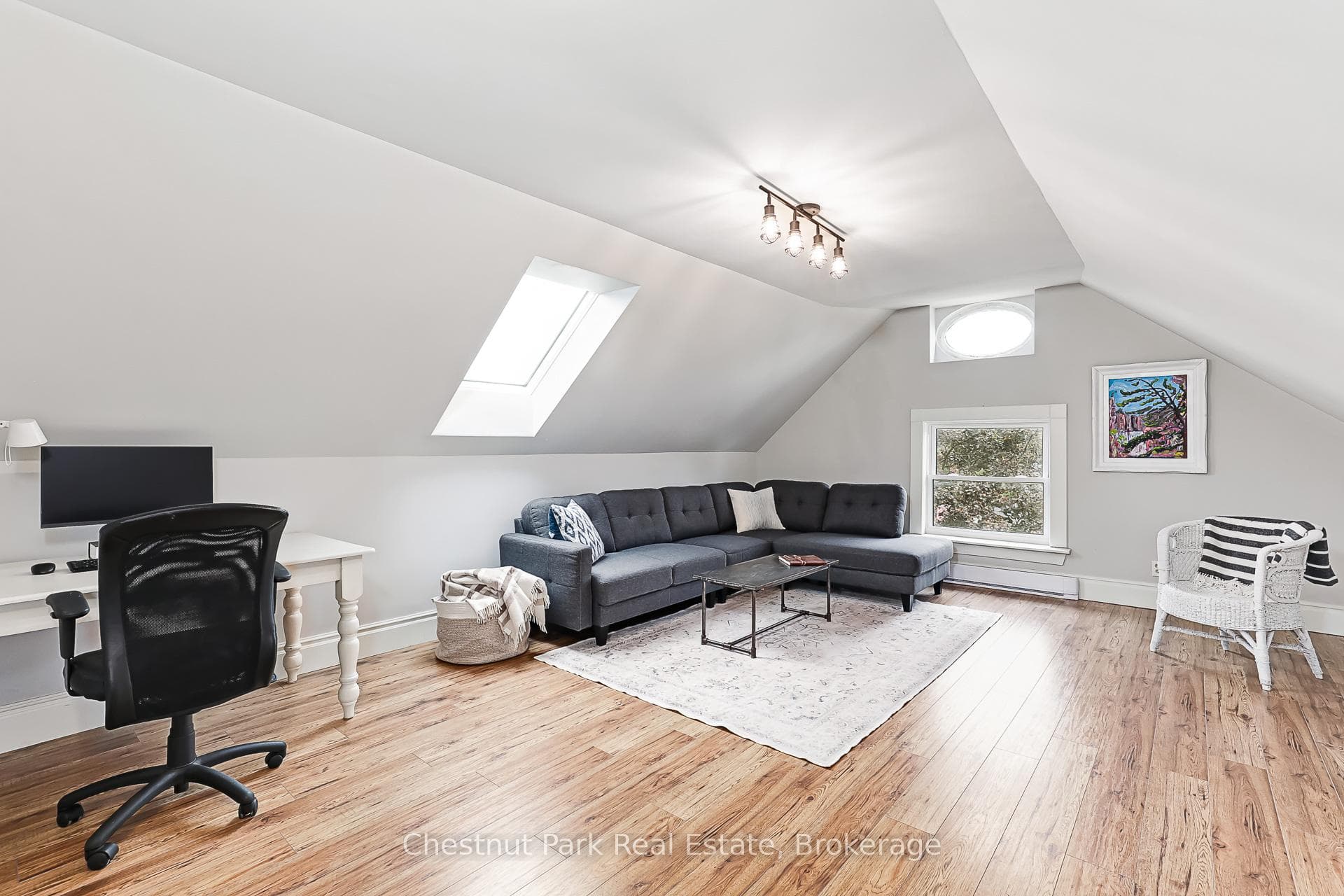 55 Robinson Street photo 20