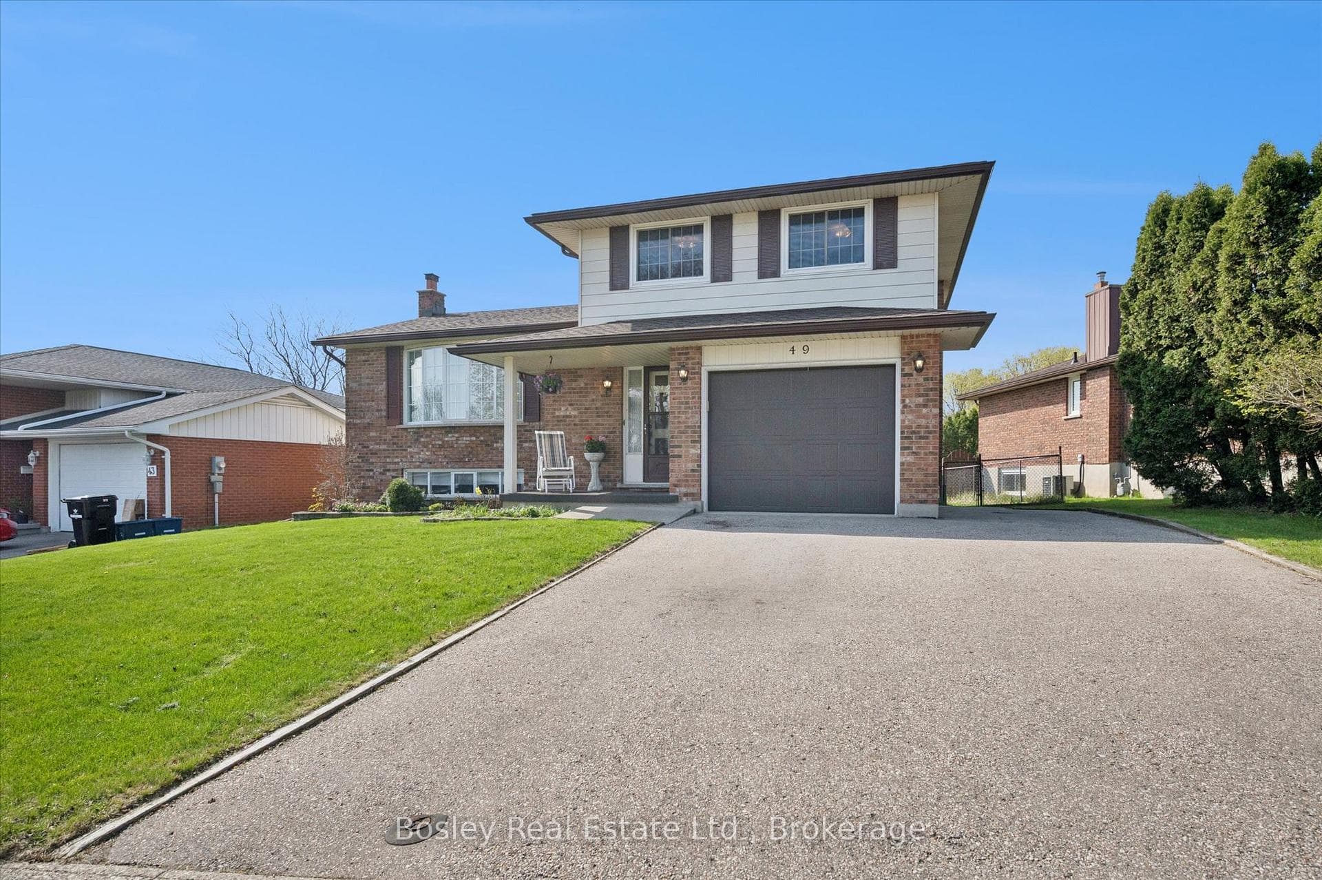49 Ripley Crescent photo 3