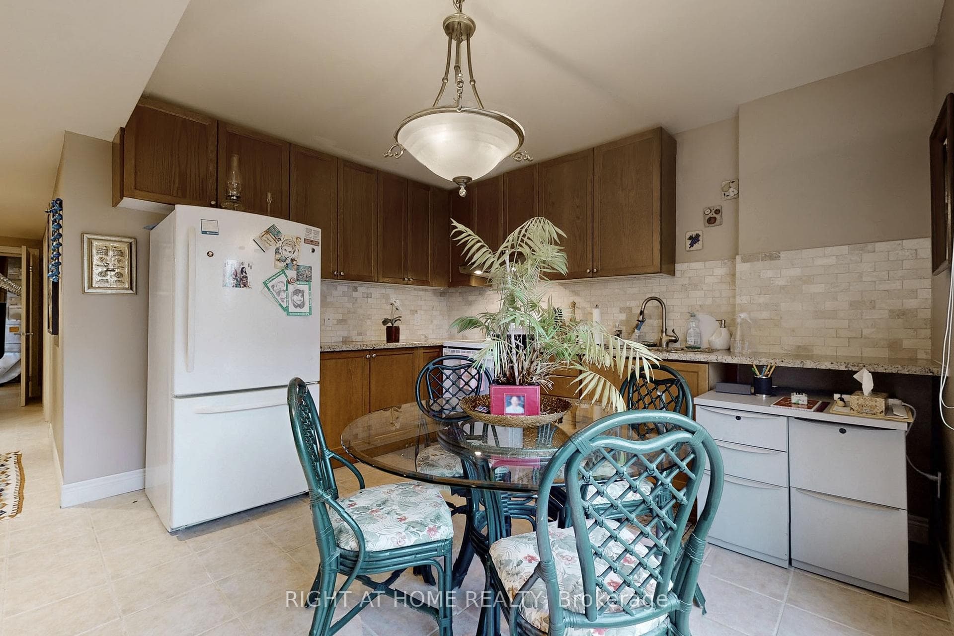 58 Timber Valley Avenue photo 32
