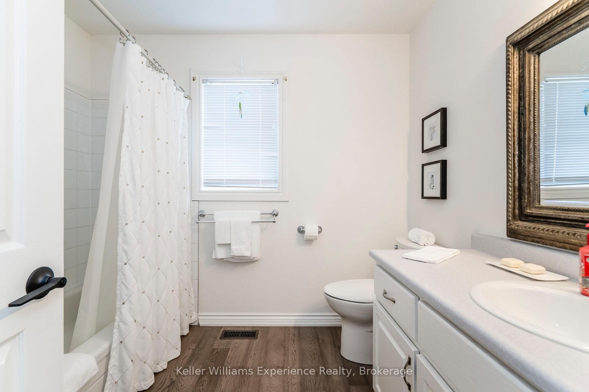 18 Archer Crescent photo 22