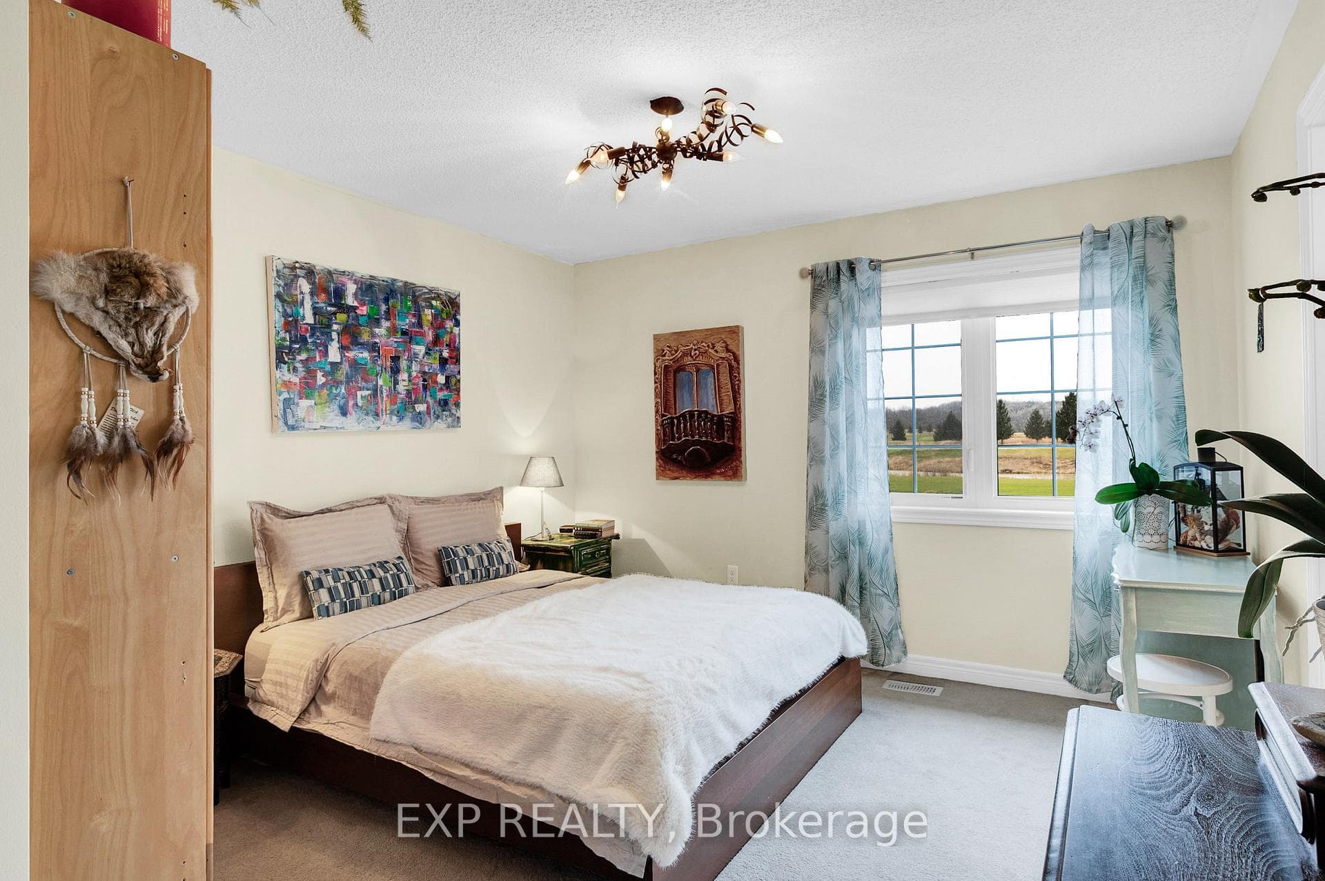 92 Keith Crescent photo 15