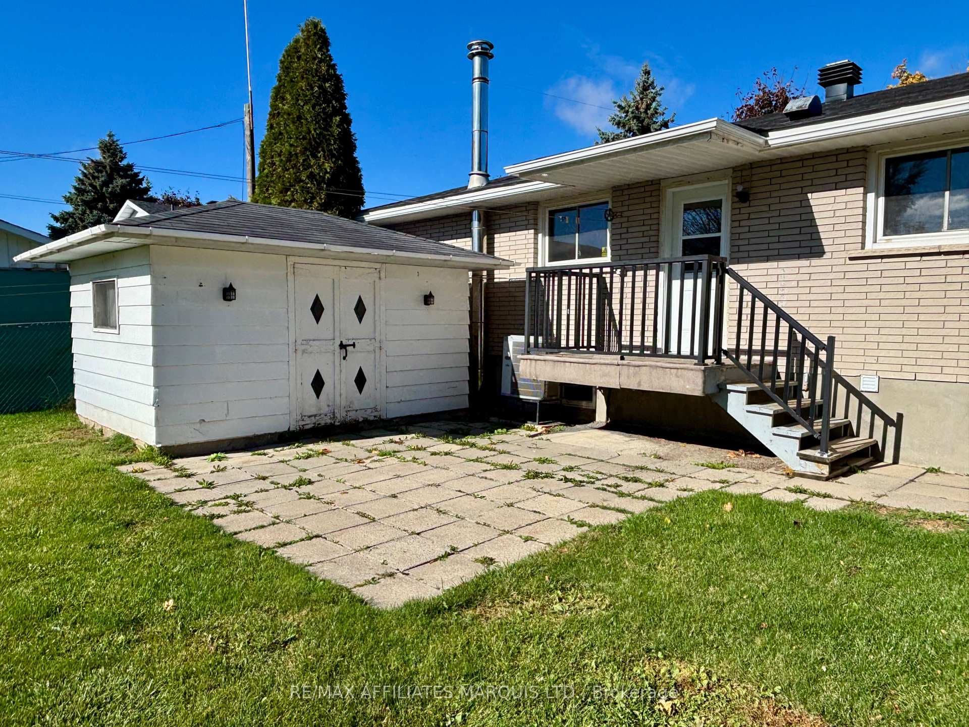 1007 Lasalle Road photo 32