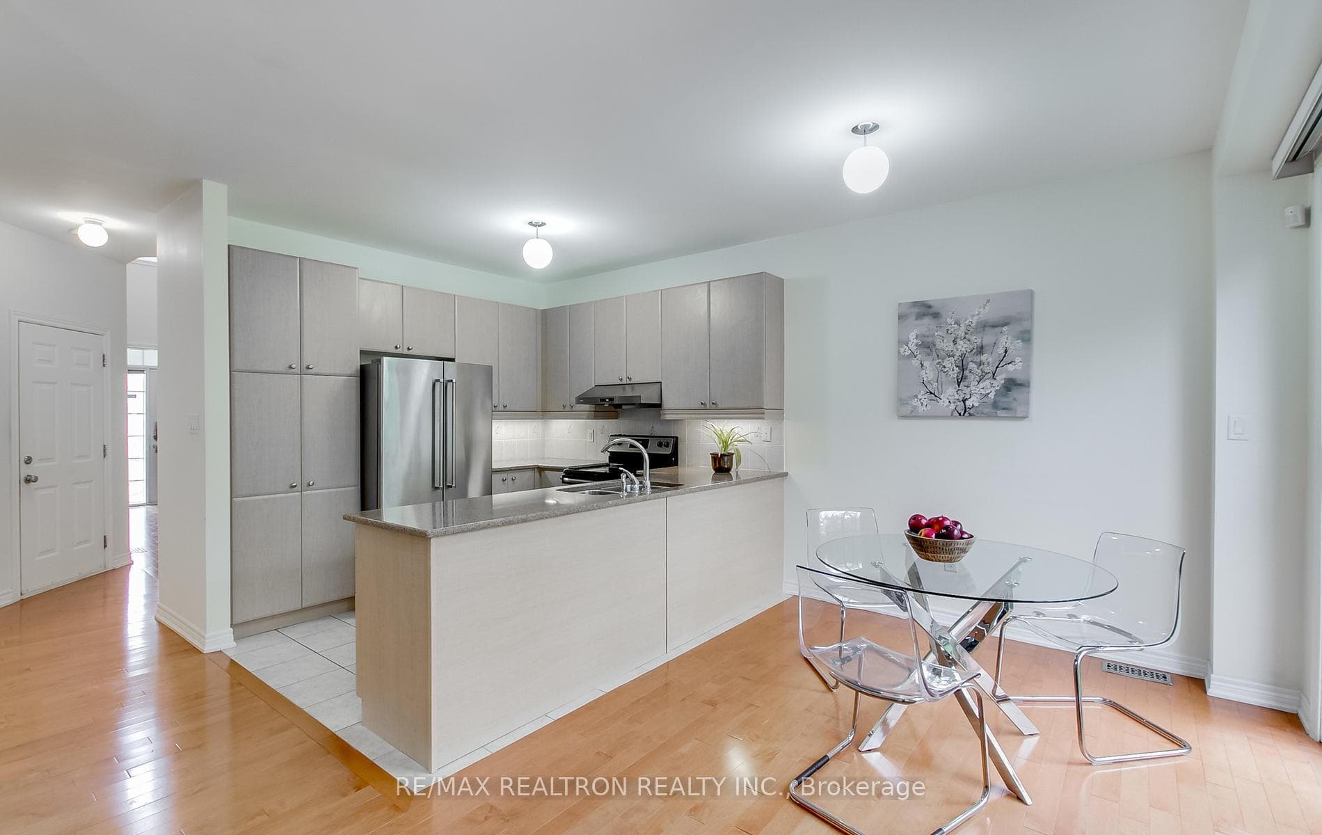 19 Brower Avenue photo 15