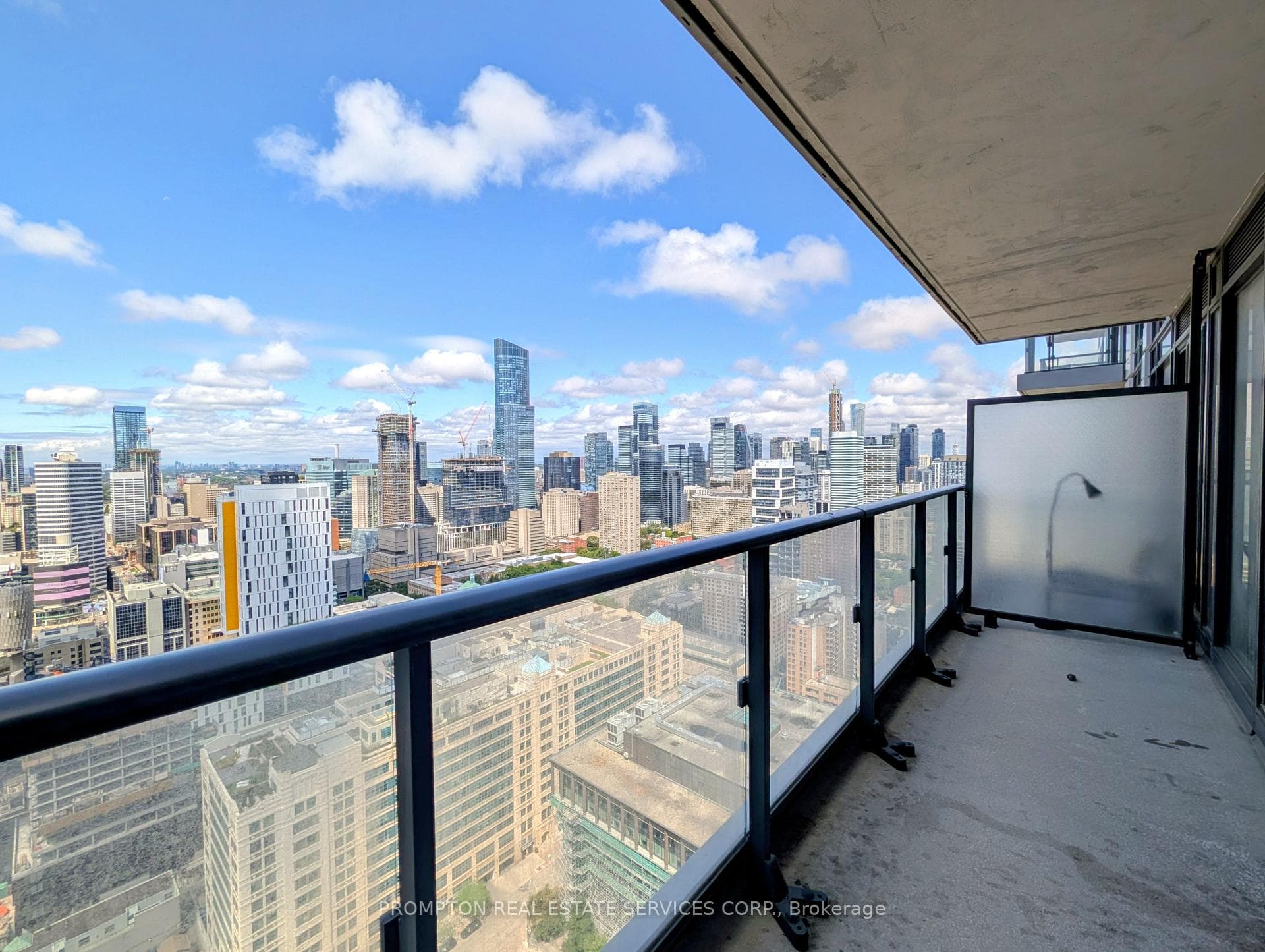 251 Jarvis Street Unit 4006 photo 3