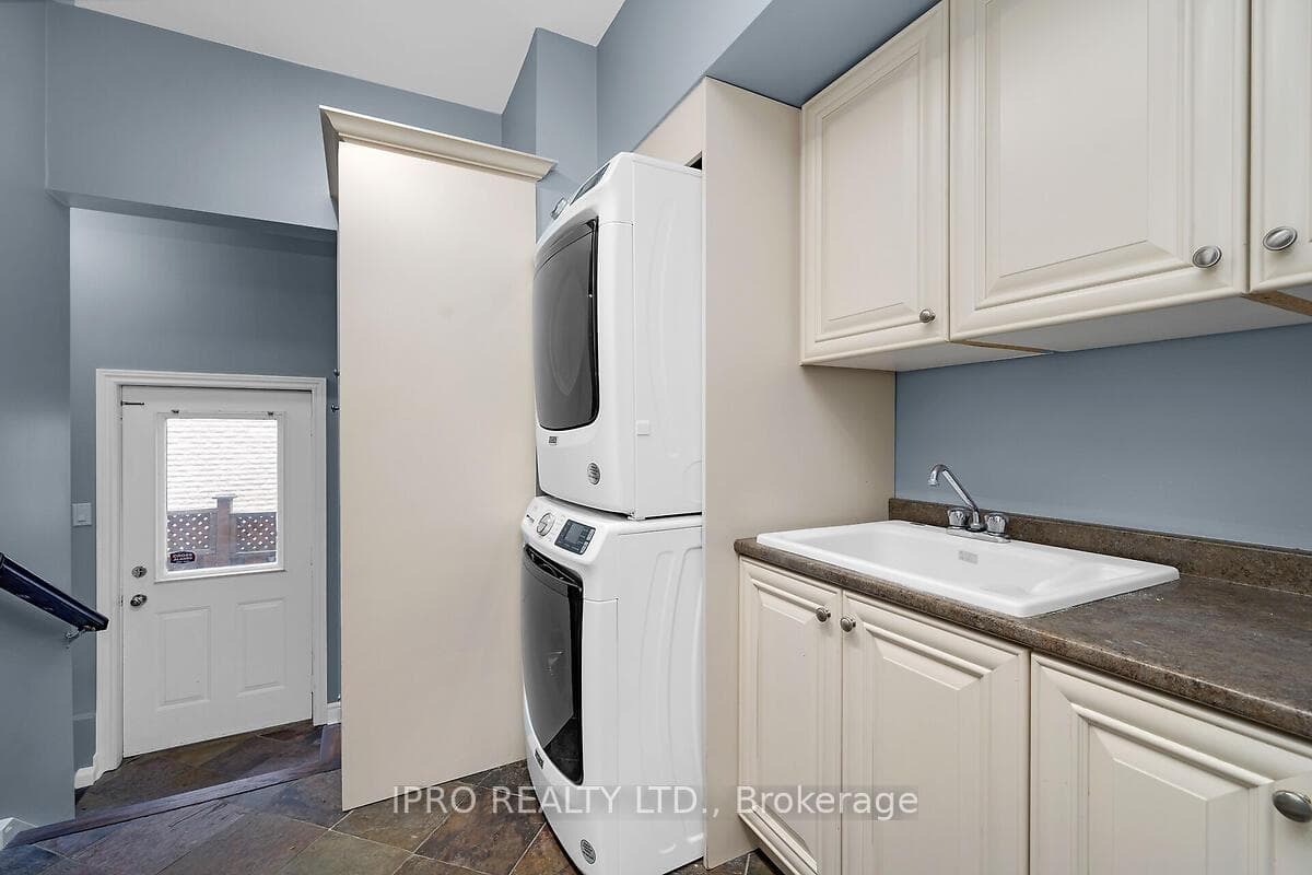 44 Ellsworth Avenue photo 13
