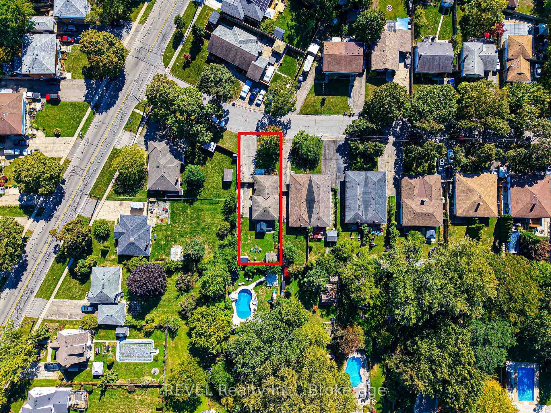 67 Louis Avenue photo 48