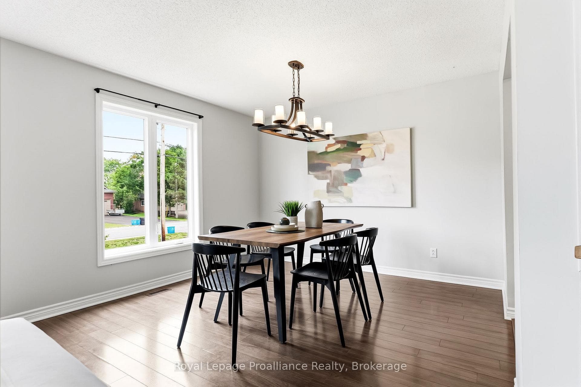 158 Ontario Street photo 19
