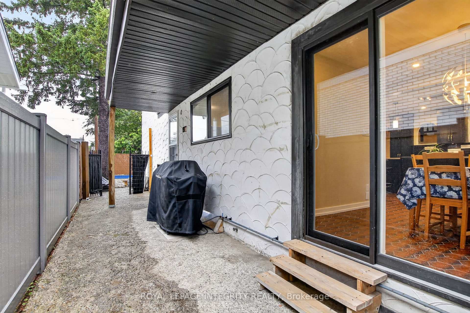 954 WATSON Street photo 43
