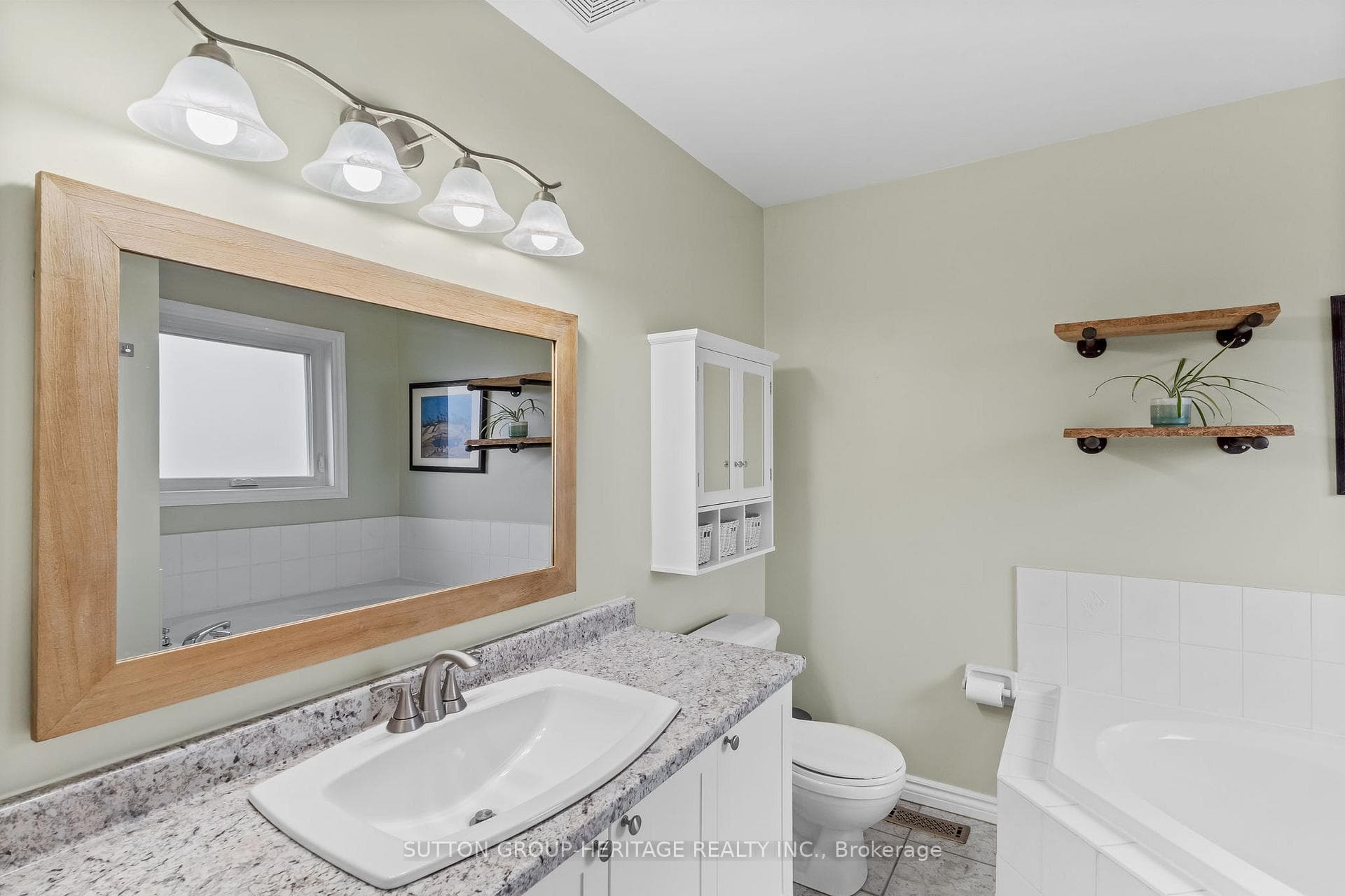 51 Scottsdale Drive photo 23