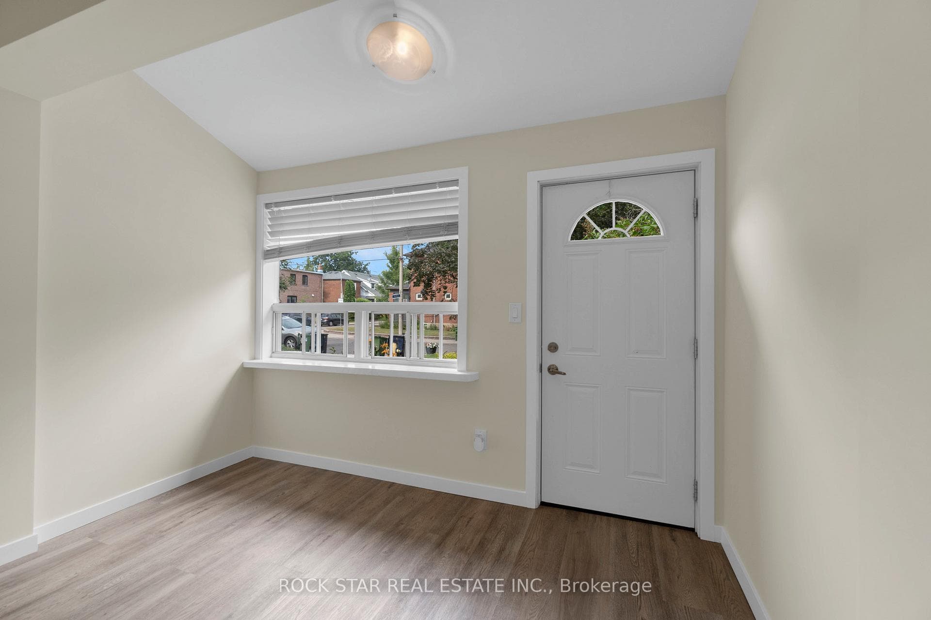 66 Watson Avenue photo 3