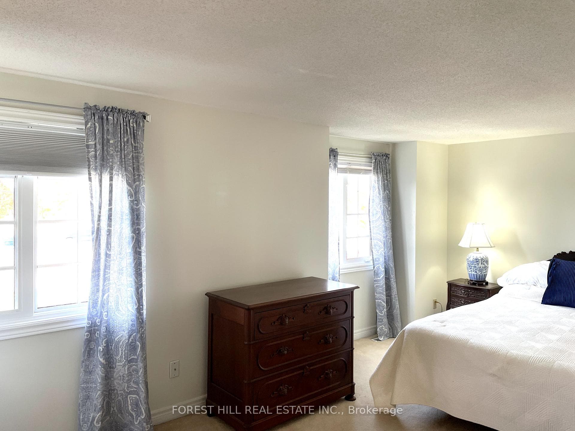 340 Ambleside Drive Unit 21 photo 6