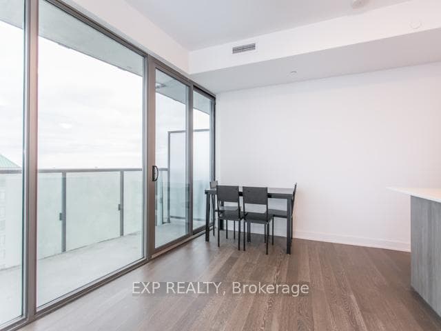1815 Yonge Street Unit 1506 photo 22