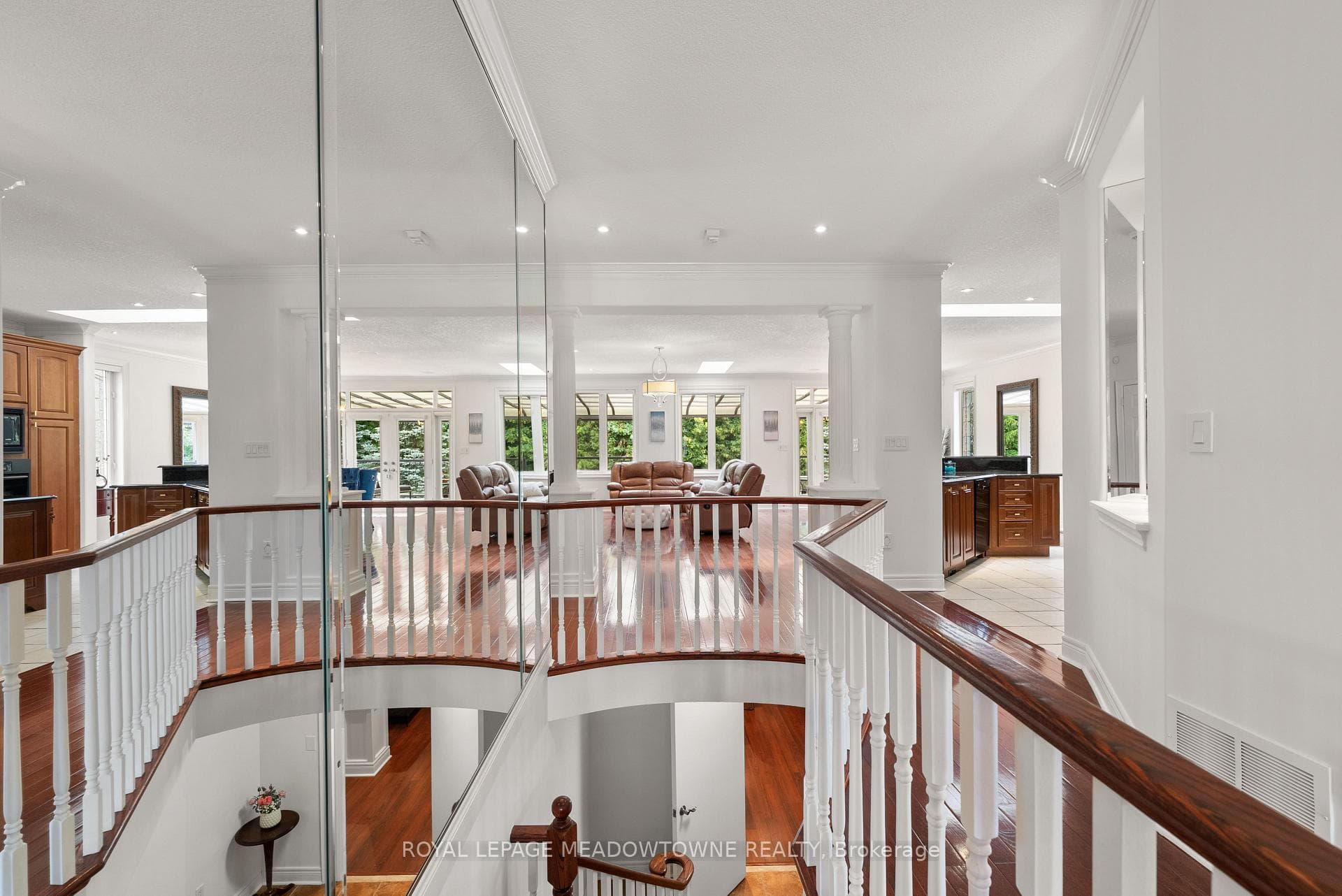 17 Mcnutt Street photo 8