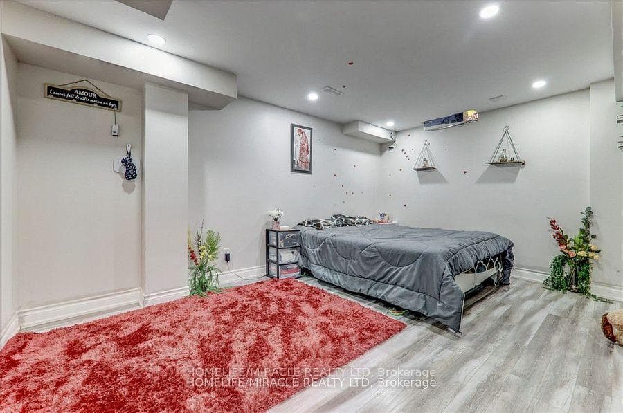 96 Tideland Drive photo 32