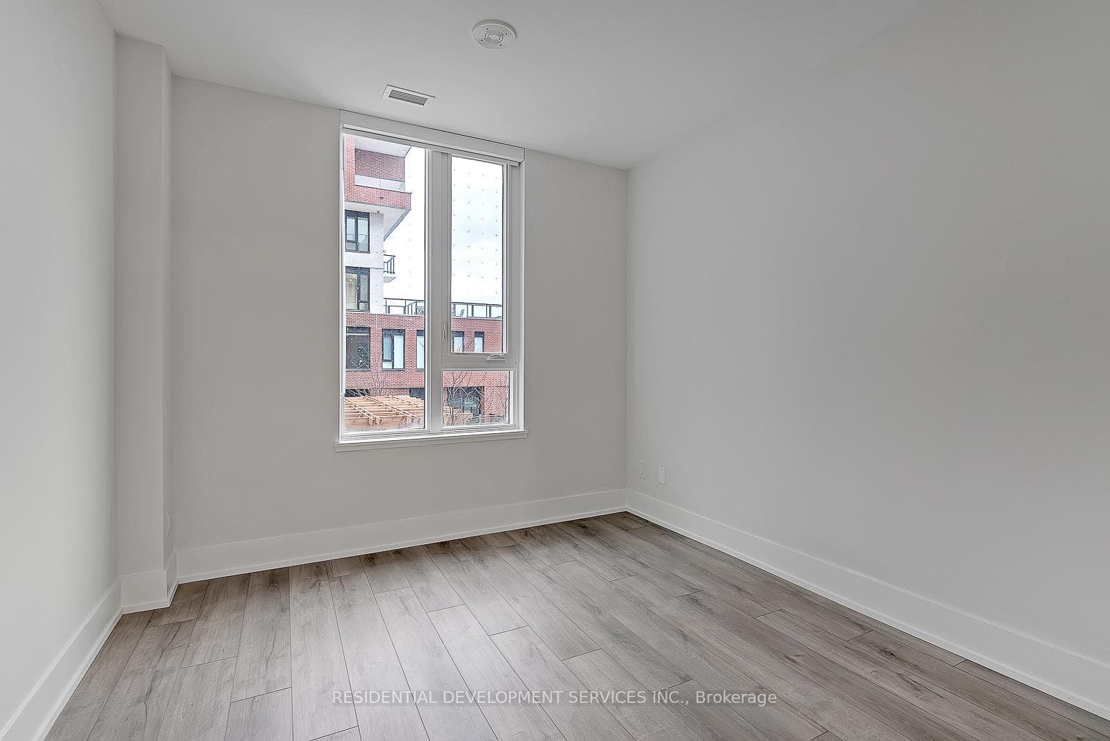 15 Maryport Avenue Unit 110 photo 14