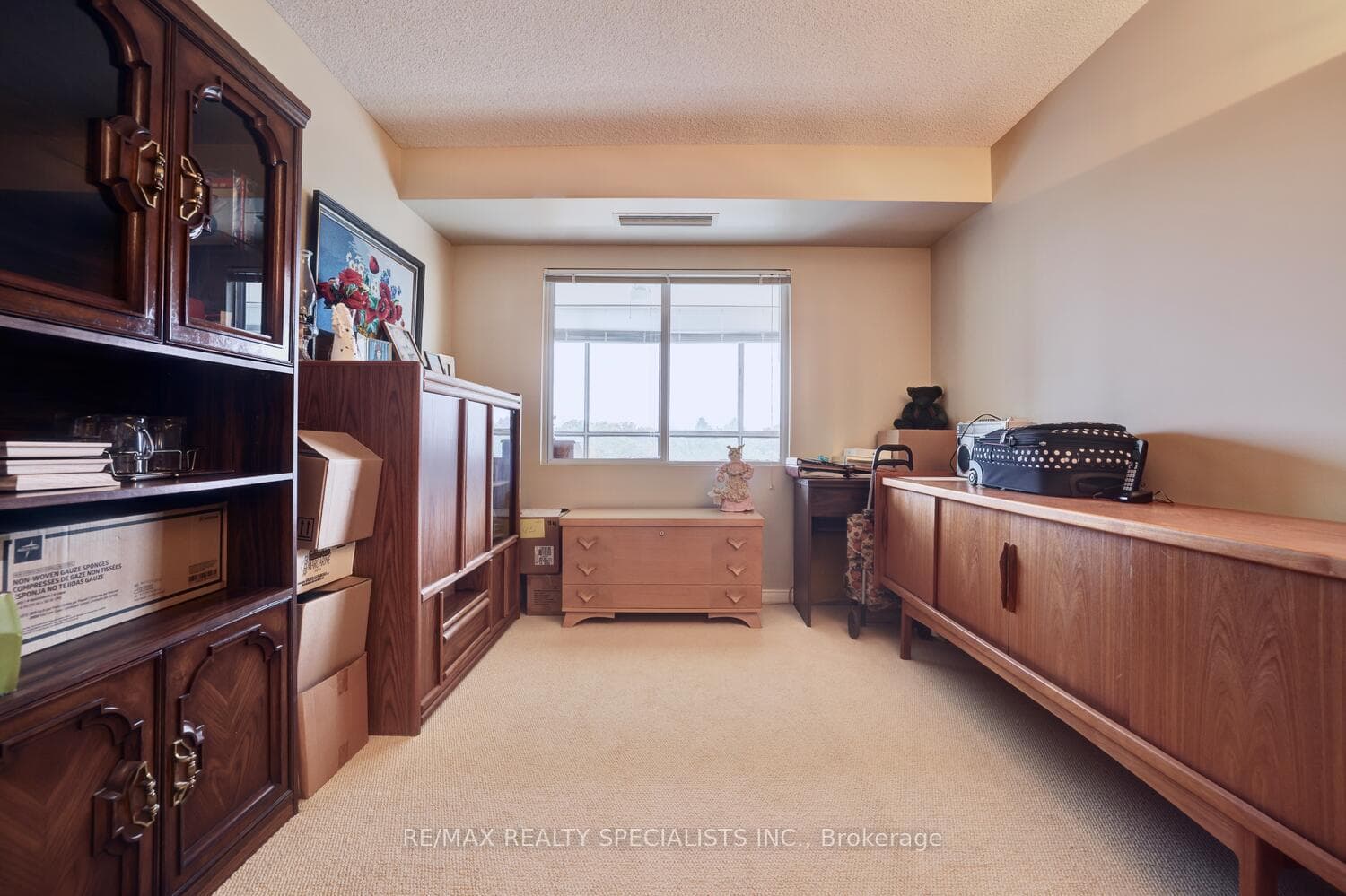 265 Westcourt Place Unit 1008 photo 28