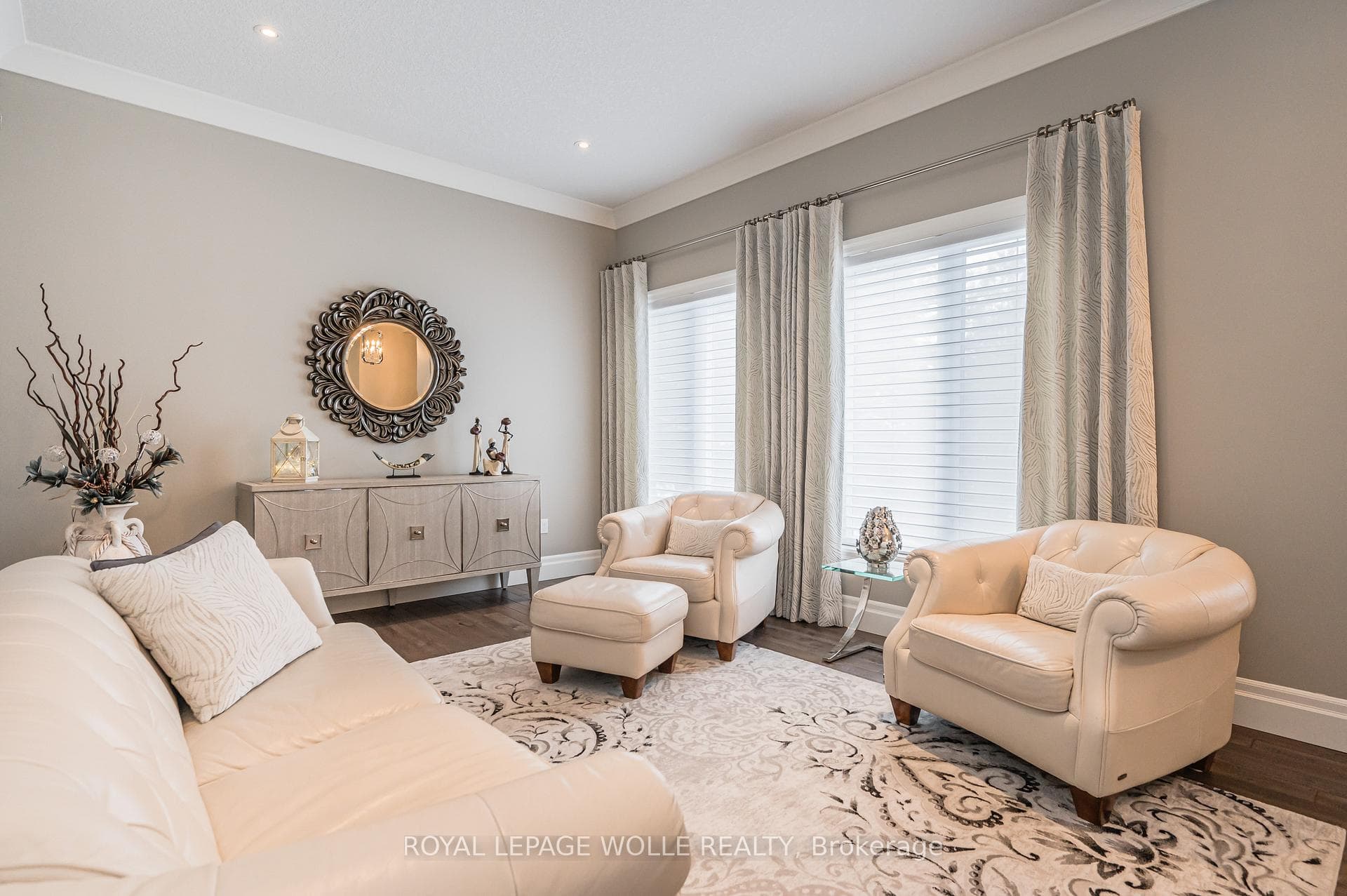 23 Highgrove Court photo 6