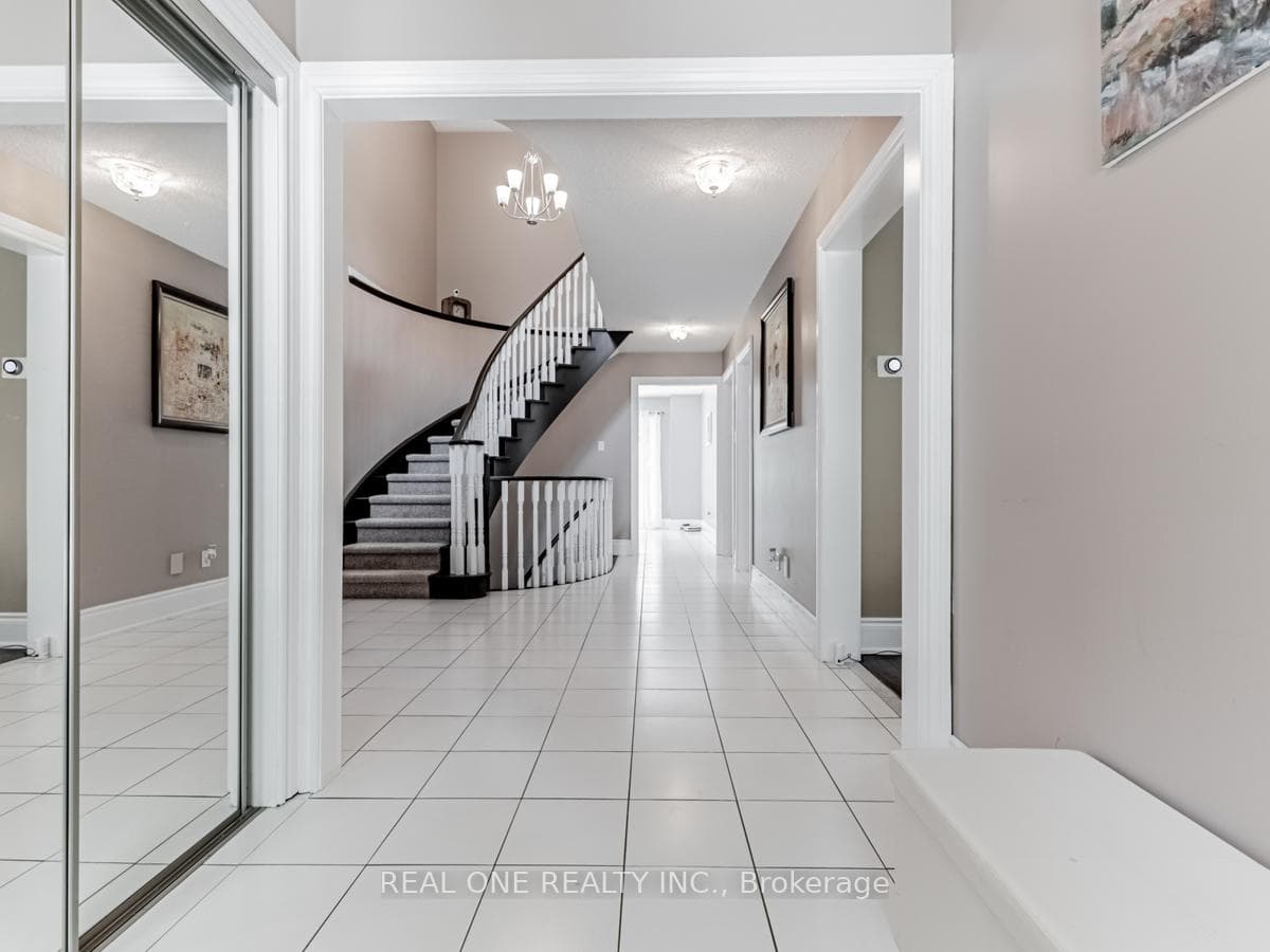 1529 STATIONMASTER Lane photo 3