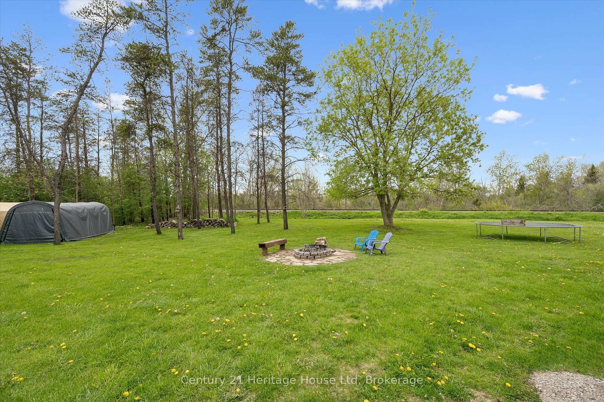 584077 Beachville Road photo 43