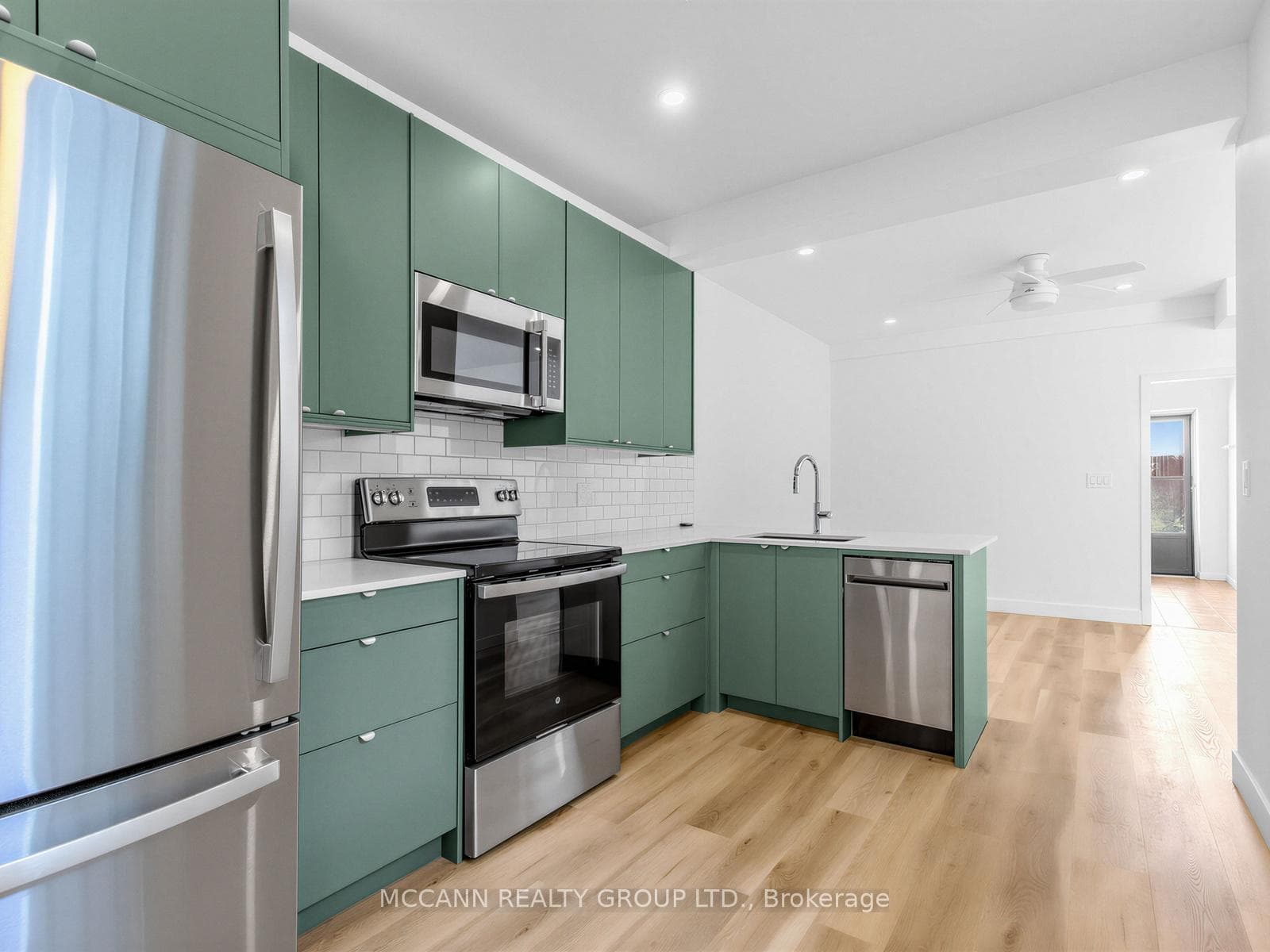 5 Clinton Place Unit Main photo 11
