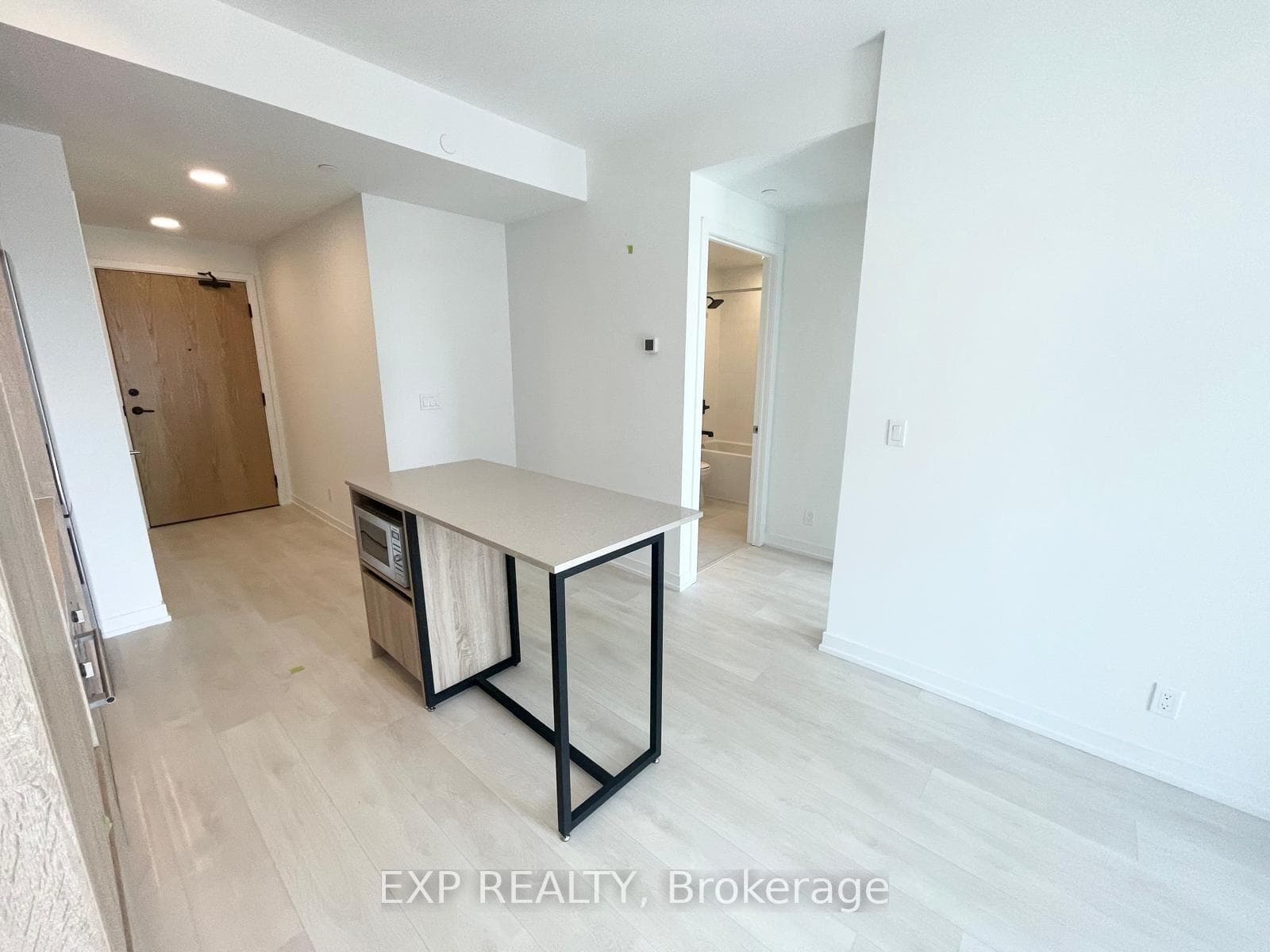 7950 Bathurst Street Unit 917 photo 8