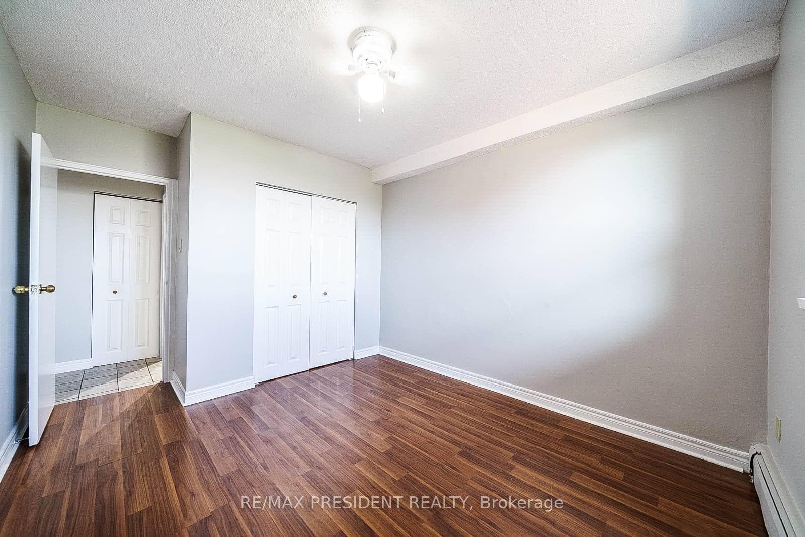 81 Charlton Avenue Unit 402 photo 21