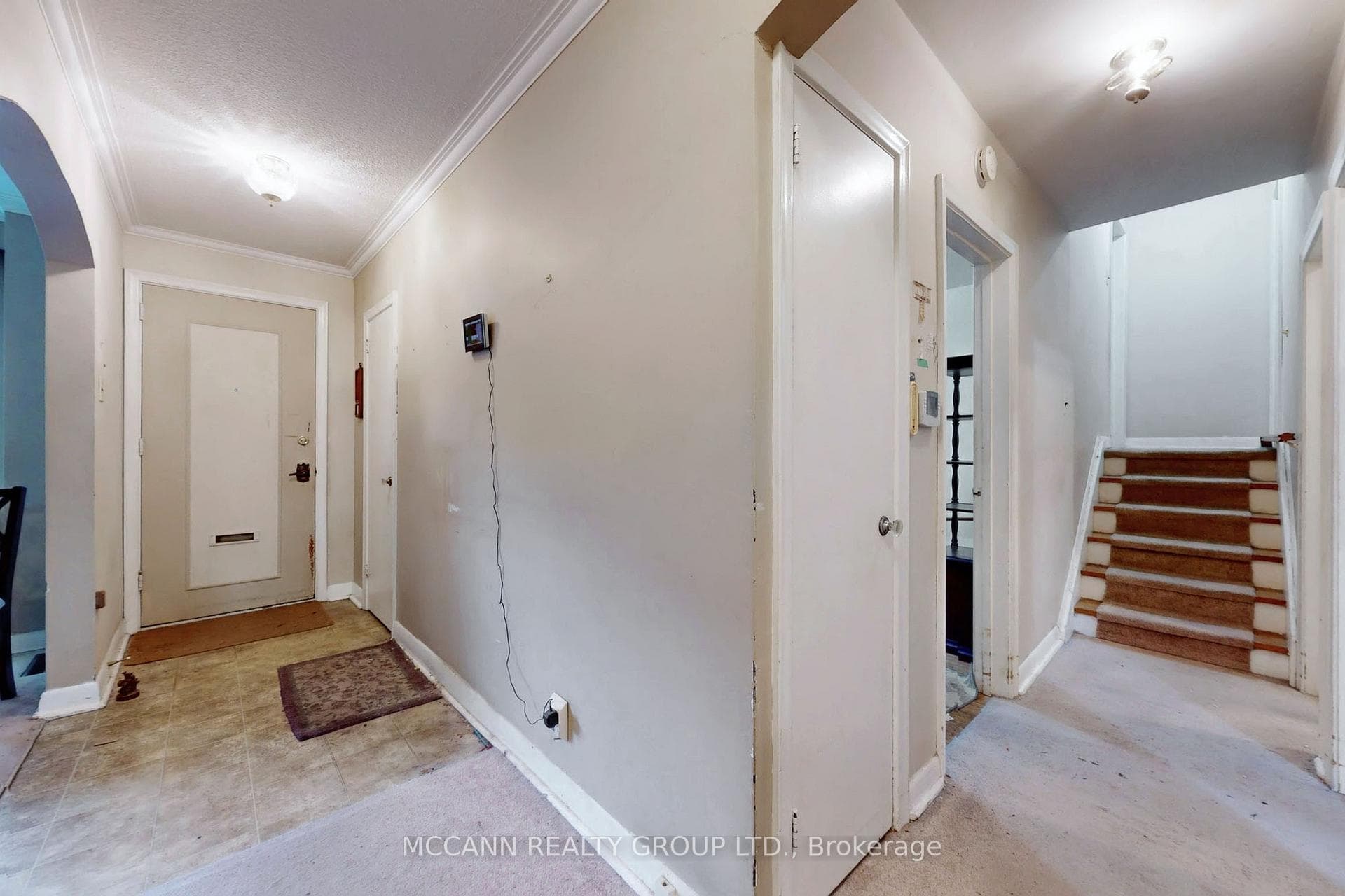 143 Horsham Avenue photo 17