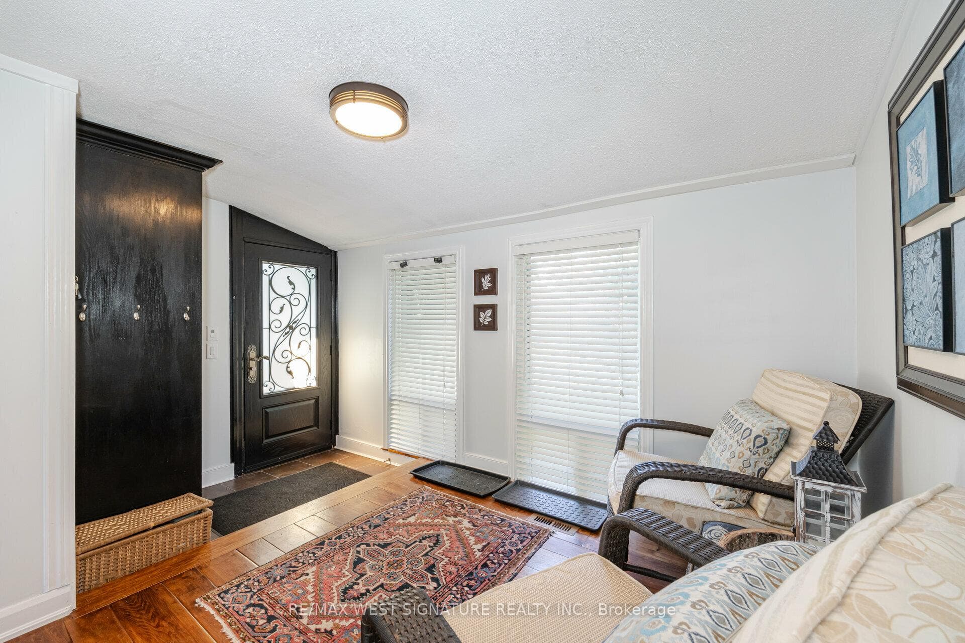 69 Elizabeth Drive photo 5