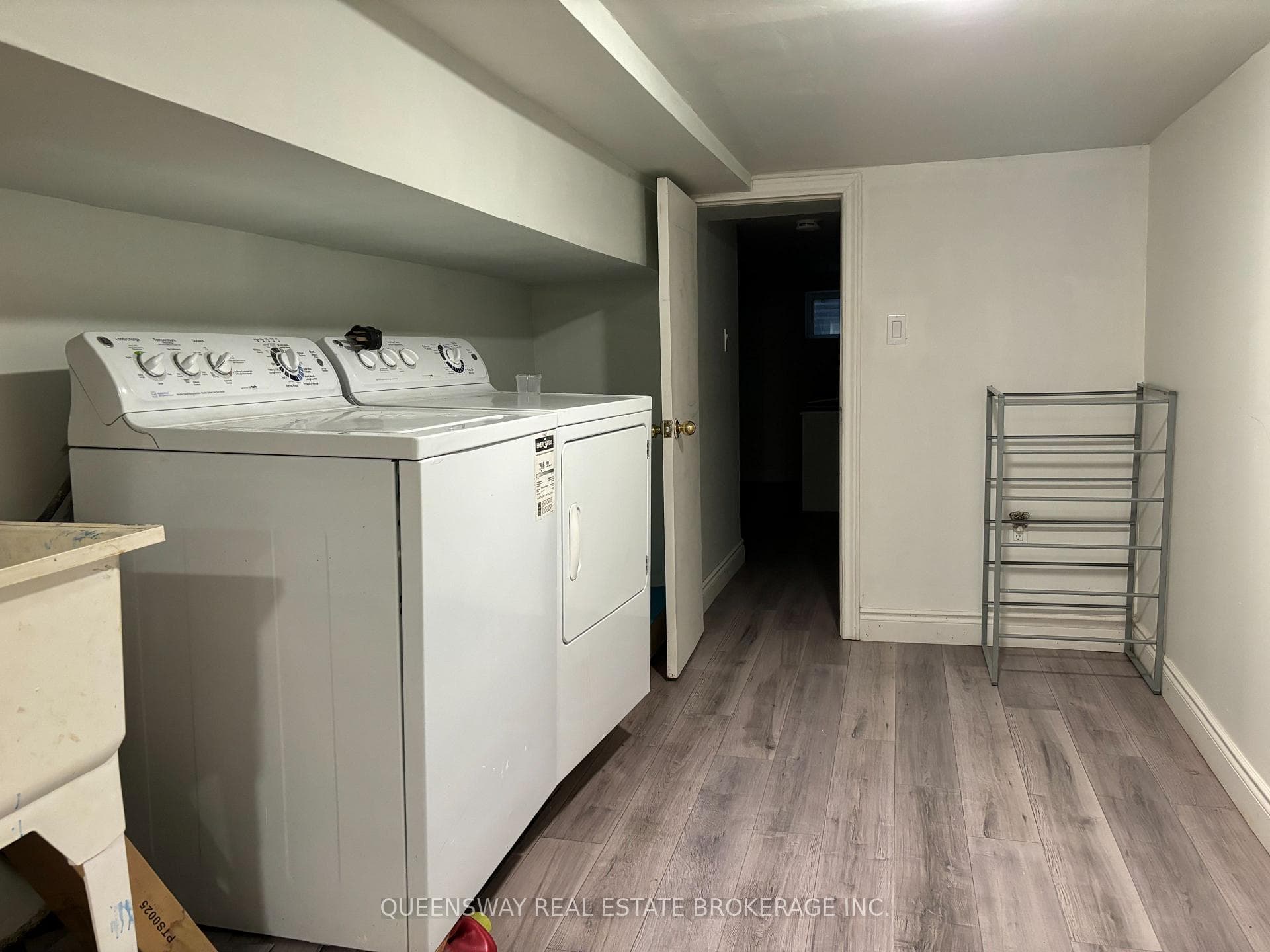 21 Kinrade Avenue photo 34