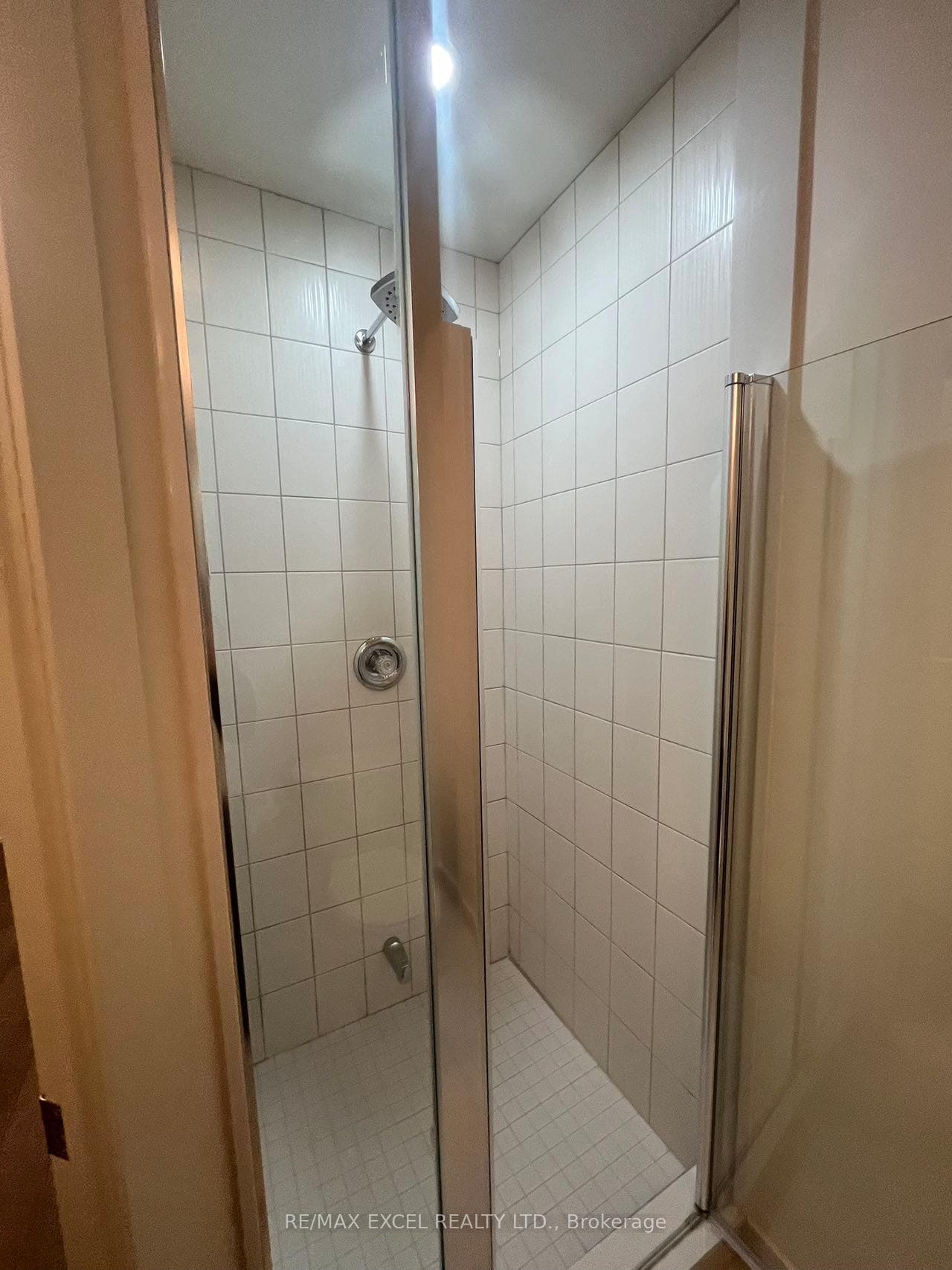4955 Yonge Street Unit 1617 photo 17