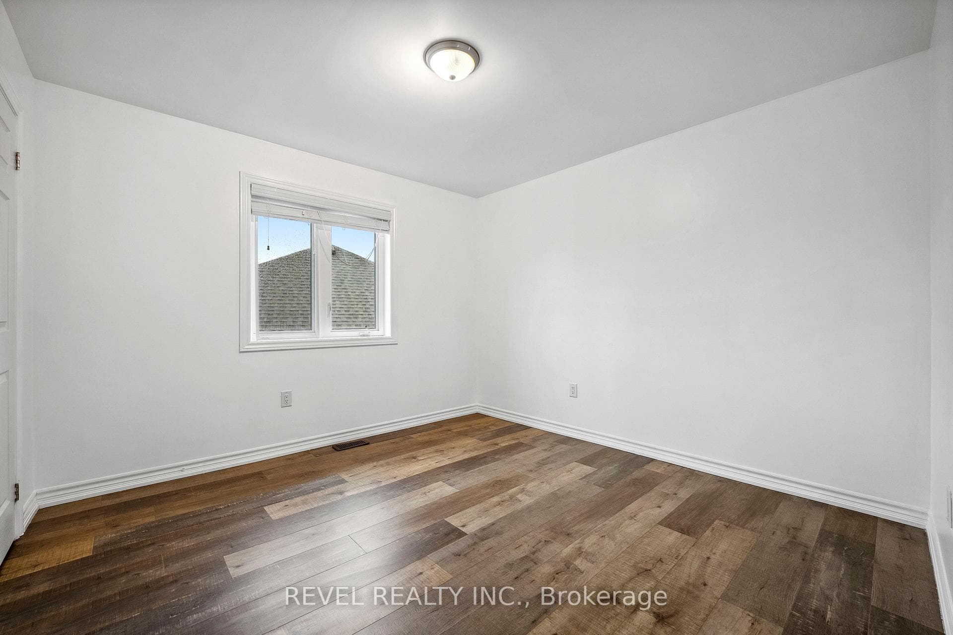 1169 Kennedy Drive photo 30