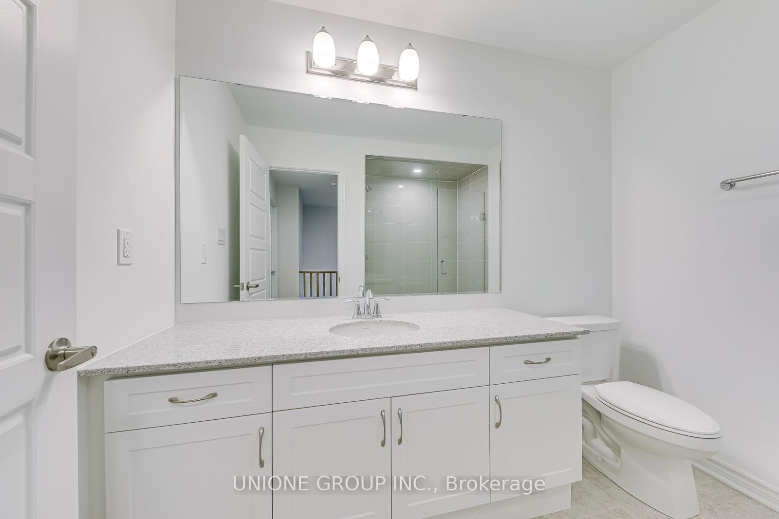 3050 Merrick Road photo 38