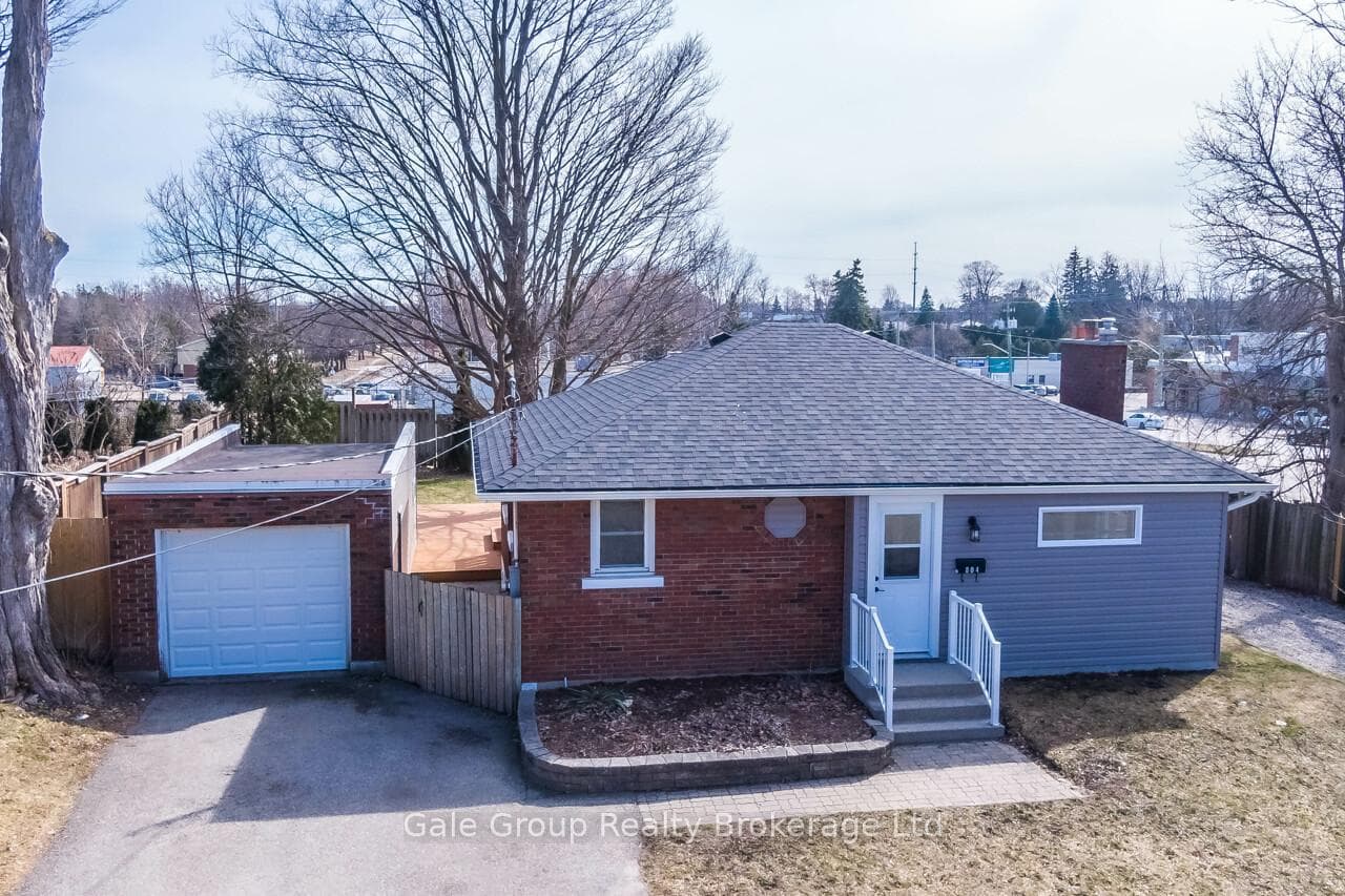 804 Anne Street photo 4